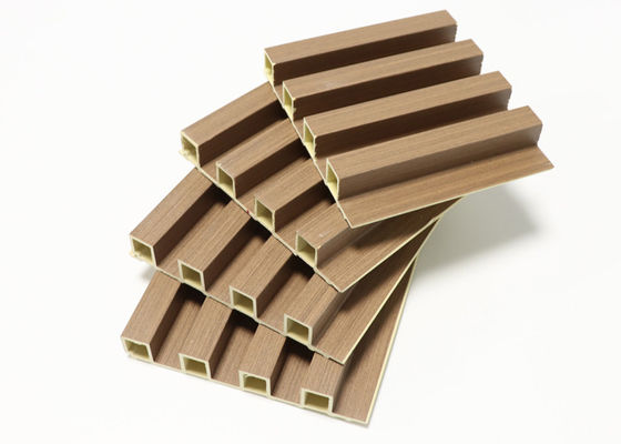 Деревянная составная внутренняя водоустойчивая рифленная панель стены Clading панелей стены WPC