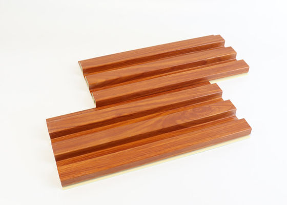 Панель стены PVC внутренняя WPC деревянной каннелюры зерна крытой для украшения