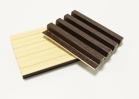 Деревянное разностороннее панелей стены замены WPC Louvered рифленное элегантное