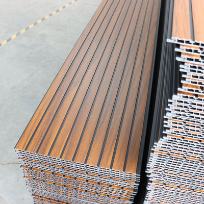 Превосходный влагостойкость ПВХ флуидированный стенный панель используется в ресторанах больниц лабораторий