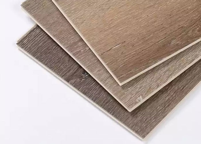 Огнеупорный водоустойчивый деревянный настил замка PVC цвета для домашнего украшения